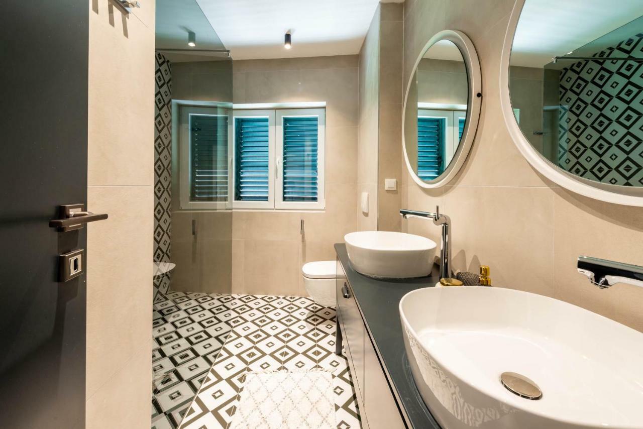 Sun And Stone Apartment Cavtat Luaran gambar