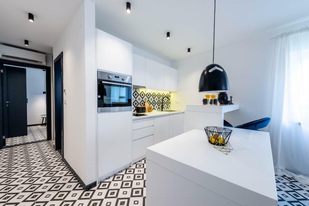 Sun And Stone Apartment Cavtat Luaran gambar
