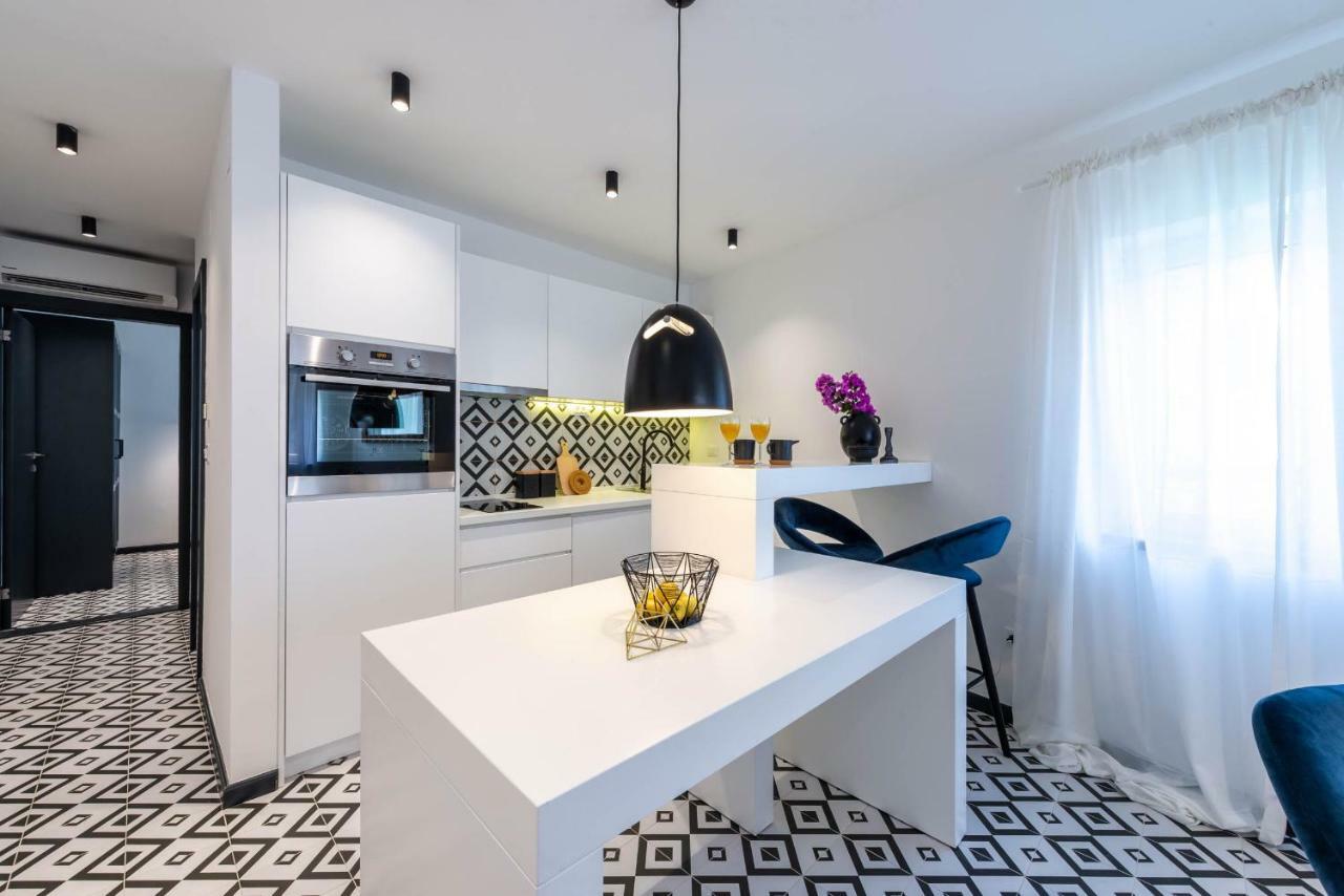Sun And Stone Apartment Cavtat Luaran gambar