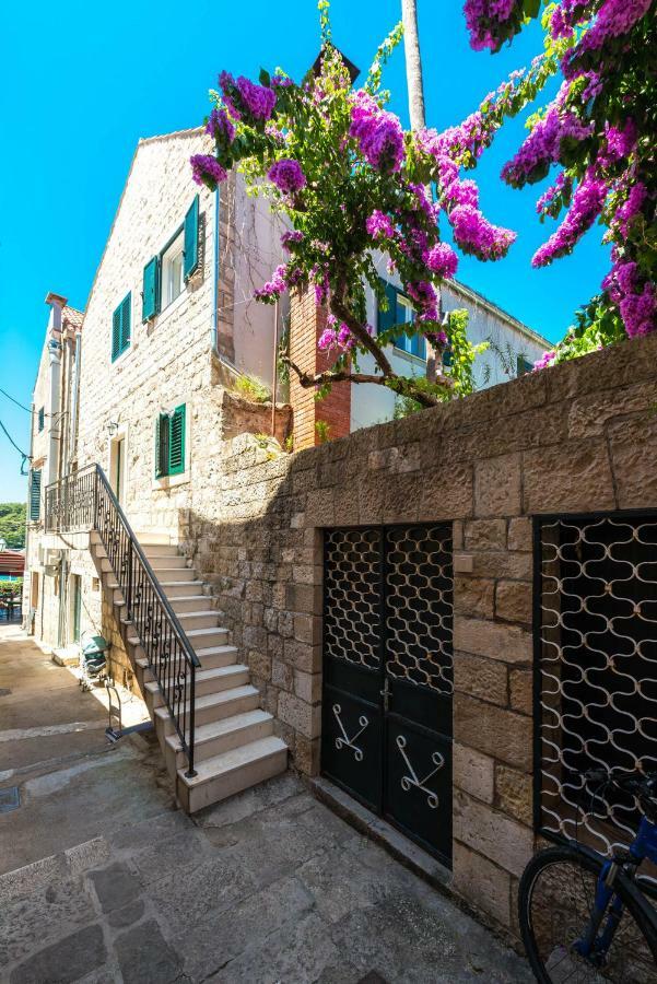 Sun And Stone Apartment Cavtat Luaran gambar