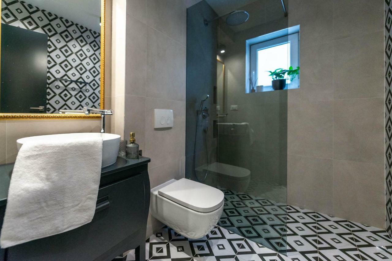 Sun And Stone Apartment Cavtat Luaran gambar
