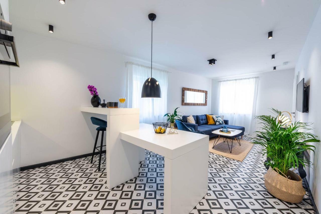 Sun And Stone Apartment Cavtat Luaran gambar