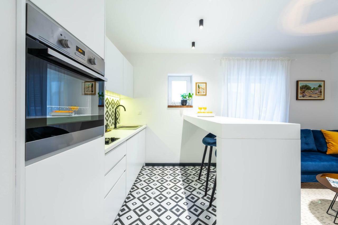 Sun And Stone Apartment Cavtat Luaran gambar