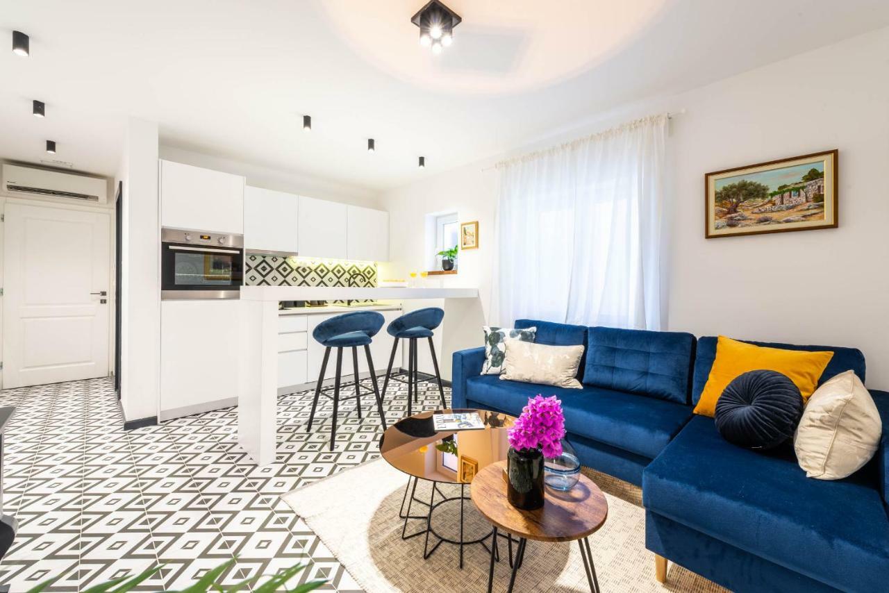 Sun And Stone Apartment Cavtat Luaran gambar